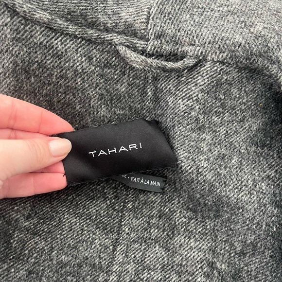 Tahari Handmade Trench Code - Picture 4 of 4